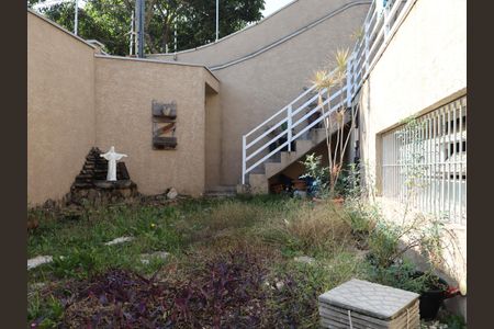 Casa à venda com 280m², 3 quartos e 12 vagasHall de entrada