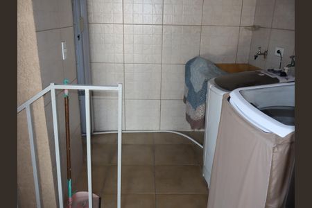 Casa à venda com 280m², 3 quartos e 12 vagasÁrea de Serviço