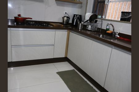 Casa à venda com 280m², 3 quartos e 12 vagasCozinha