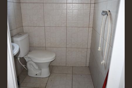 Casa à venda com 280m², 3 quartos e 12 vagasBanheiro de serviço