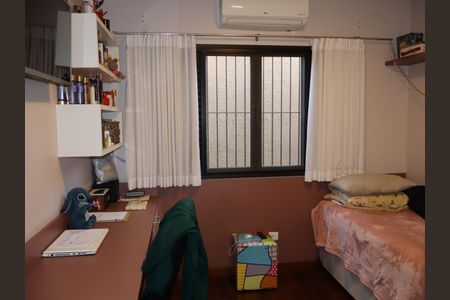 Casa à venda com 280m², 3 quartos e 12 vagasQuarto 2
