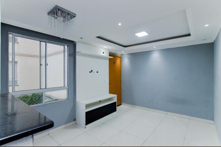 Sala de apartamento para alugar com 2 quartos, 42m² em Água Chata, Guarulhos