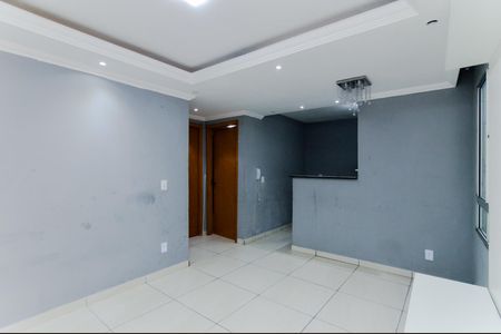Sala de apartamento para alugar com 2 quartos, 42m² em Água Chata, Guarulhos