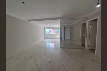 Apartamento para alugar com 150m², 4 quartos e 3 vagas Apartamento para alugar com 150m², 4 quartos e 3 vagasSala
