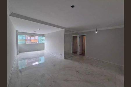 Apartamento para alugar com 150m², 4 quartos e 3 vagas Apartamento para alugar com 150m², 4 quartos e 3 vagasSala