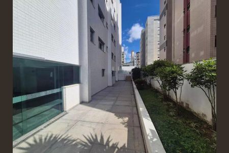 Apartamento para alugar com 150m², 4 quartos e 3 vagas