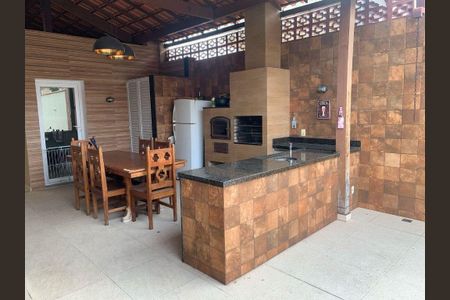 Casa à venda com 2 quartos, 187m² em Barreto, Niterói