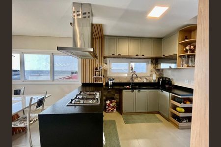 Casa de condomínio para alugar com 211m², 4 quartos e 4 vagas Casa de condomínio para alugar com 211m², 4 quartos e 4 vagasCozinha