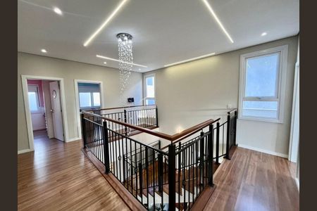 Casa de condomínio para alugar com 211m², 4 quartos e 4 vagas