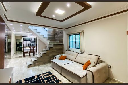 Casa à venda com 180m², 4 quartos e 2 vagasSala