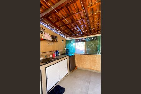 Casa à venda com 180m², 4 quartos e 2 vagasÁrea de Serviço
