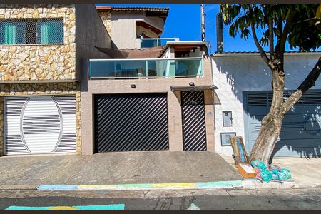 Casa à venda com 180m², 4 quartos e 2 vagasFachada 