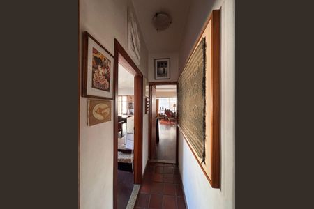 Apartamento à venda com 185m², 2 quartos e 2 vagas Apartamento à venda com 185m², 2 quartos e 2 vagasCorredor