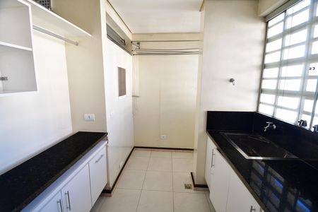 Apartamento para alugar com 110m², 3 quartos e 2 vagasÁrea de Serviço