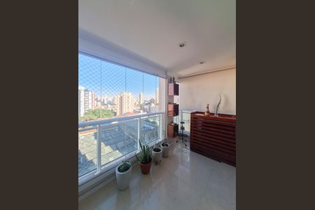 Apartamento à venda com 85m², 3 quartos e 2 vagas Apartamento à venda com 85m², 3 quartos e 2 vagasVaranda