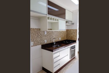Cozinha de apartamento para alugar com 2 quartos, 58m² em Umuarama, Osasco