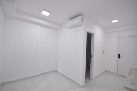 Quarto/Sala de kitnet/studio à venda com 1 quarto, 27m² em Tucuruvi, São Paulo