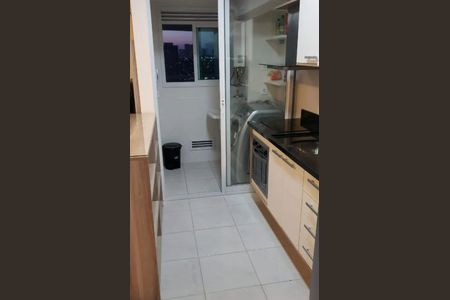 Cozinha de apartamento para alugar com 1 quarto, 46m² em Caminho das Árvores, Salvador