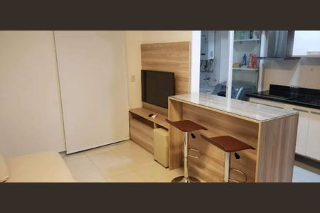 Sala de apartamento para alugar com 1 quarto, 46m² em Caminho das Árvores, Salvador
