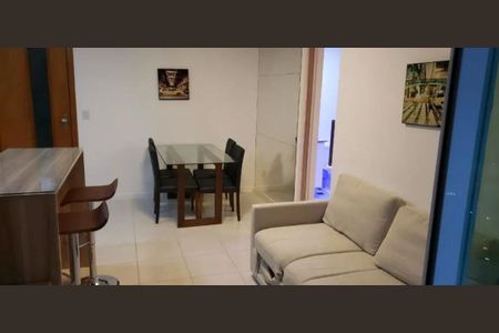 Sala de apartamento para alugar com 1 quarto, 46m² em Caminho das Árvores, Salvador