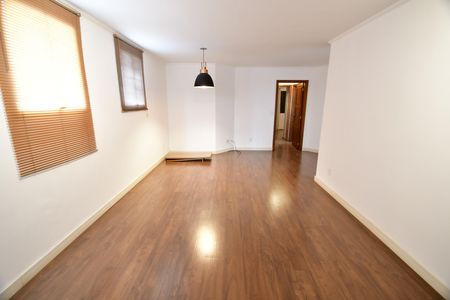 Apartamento para alugar com 2 quartos, 77m² em Vila Itapura, Campinas