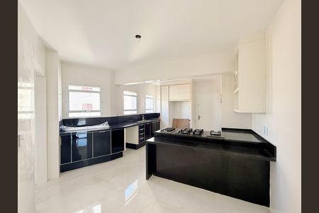 Cozinha  de apartamento à venda com 3 quartos, 207m² em Santo Amaro, São Paulo