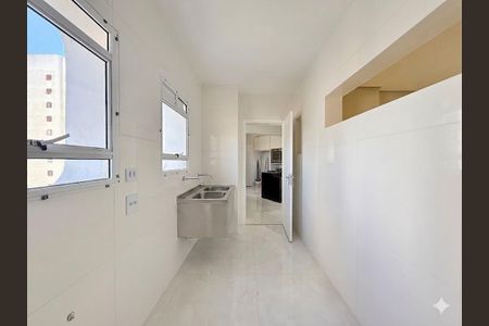 Apartamento à venda com 207m², 3 quartos e 2 vagas Apartamento à venda com 207m², 3 quartos e 2 vagasÁrea de Serviço
