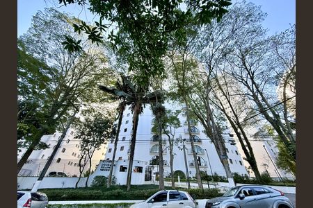 Apartamento à venda com 207m², 3 quartos e 2 vagas Apartamento à venda com 207m², 3 quartos e 2 vagasFachada