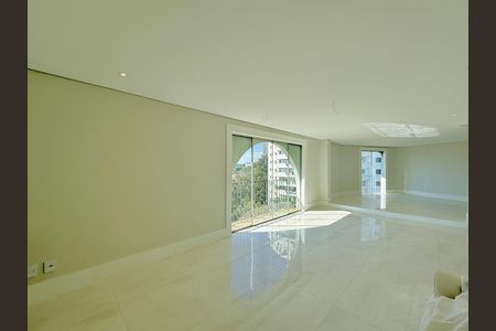 Apartamento à venda com 207m², 3 quartos e 2 vagas Apartamento à venda com 207m², 3 quartos e 2 vagasSala