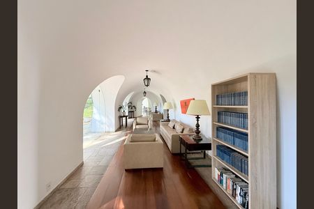 Apartamento à venda com 207m², 3 quartos e 2 vagas Apartamento à venda com 207m², 3 quartos e 2 vagasHall Social Bloco