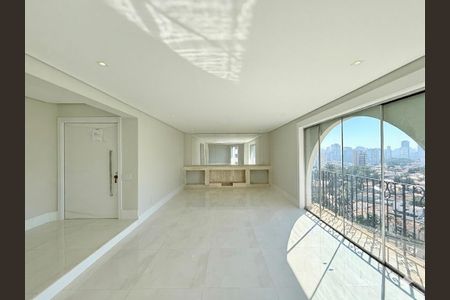 Apartamento à venda com 207m², 3 quartos e 2 vagas Apartamento à venda com 207m², 3 quartos e 2 vagasSala