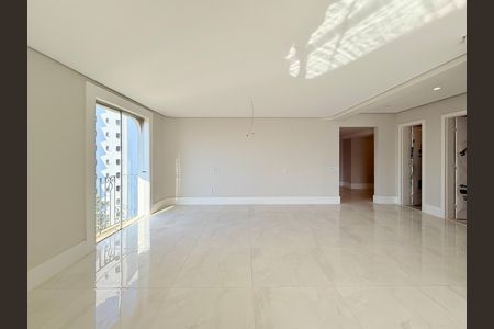 Apartamento à venda com 207m², 3 quartos e 2 vagas Apartamento à venda com 207m², 3 quartos e 2 vagasSala