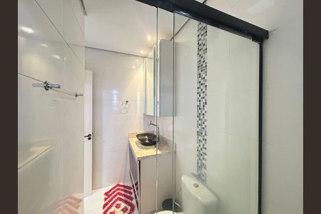 Casa à venda com 118m², 3 quartos e 2 vagasBanheiro da Suíte
