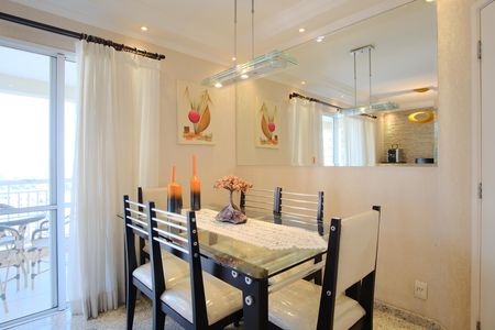 Apartamento à venda com 93m², 4 quartos e 2 vagasSala