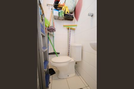 Apartamento à venda com 93m², 4 quartos e 2 vagasBanheiro de serviço