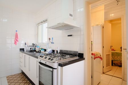 Apartamento à venda com 93m², 4 quartos e 2 vagasCozinha