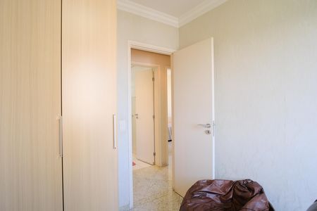 Apartamento à venda com 93m², 4 quartos e 2 vagasQuarto 2