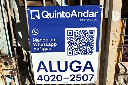 Casa para alugar com 70m², 2 quartos e sem vaga Casa para alugar com 70m², 2 quartos e sem vagaFachada