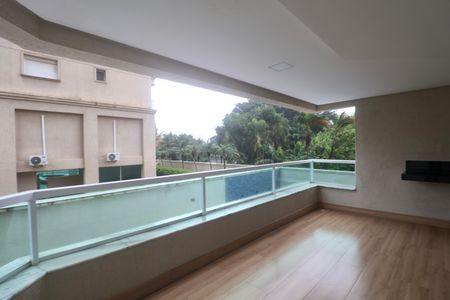 Apartamento para alugar com 100m², 3 quartos e 2 vagas Apartamento para alugar com 100m², 3 quartos e 2 vagasVaranda