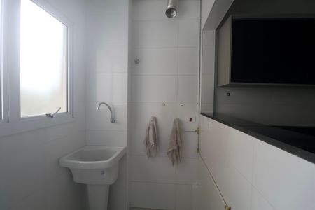 Apartamento para alugar com 100m², 3 quartos e 2 vagas Apartamento para alugar com 100m², 3 quartos e 2 vagasÁrea de Serviço