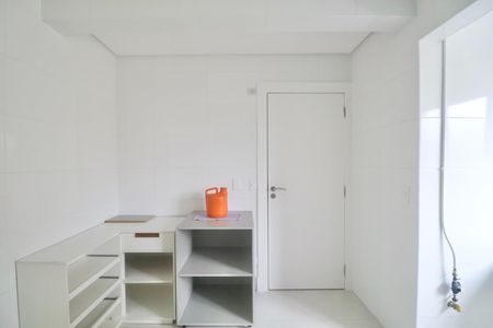 Apartamento para alugar com 100m², 3 quartos e 2 vagas Apartamento para alugar com 100m², 3 quartos e 2 vagasCozinha