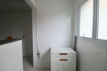 Área de Serviço de apartamento para alugar com 3 quartos, 100m² em Balneario Cidade Atlantica, Guarujá