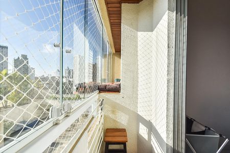 Apartamento à venda com 67m², 3 quartos e 2 vagas Apartamento à venda com 67m², 3 quartos e 2 vagasVaranda do quarto 2