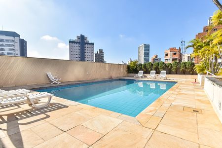 Apartamento à venda com 67m², 3 quartos e 2 vagas Apartamento à venda com 67m², 3 quartos e 2 vagasÁrea comum - Piscina
