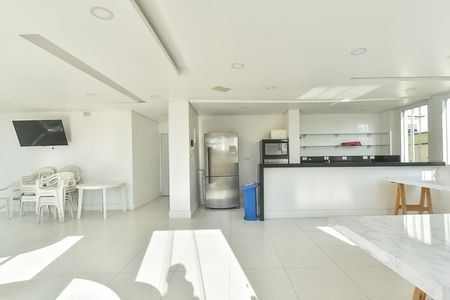 Apartamento à venda com 67m², 3 quartos e 2 vagas Apartamento à venda com 67m², 3 quartos e 2 vagasÁrea comum - Salão de festas