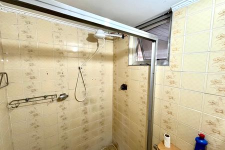 Apartamento para alugar com 76m², 2 quartos e 1 vaga Apartamento para alugar com 76m², 2 quartos e 1 vagaBanheiro