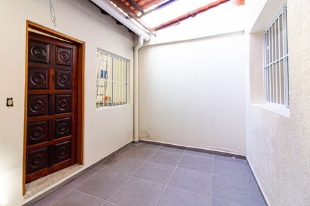 Casa à venda com 211m², 4 quartos e 4 vagas Casa à venda com 211m², 4 quartos e 4 vagasCasa 2