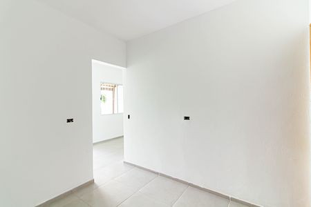 Casa à venda com 211m², 4 quartos e 4 vagas Casa à venda com 211m², 4 quartos e 4 vagasCasa 2 - Cozinha