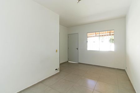 Casa à venda com 211m², 4 quartos e 4 vagas Casa à venda com 211m², 4 quartos e 4 vagasCasa 2 - Sala