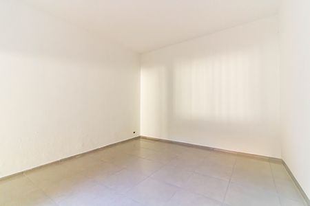 Casa à venda com 211m², 4 quartos e 4 vagas Casa à venda com 211m², 4 quartos e 4 vagasCasa 2 - Quarto